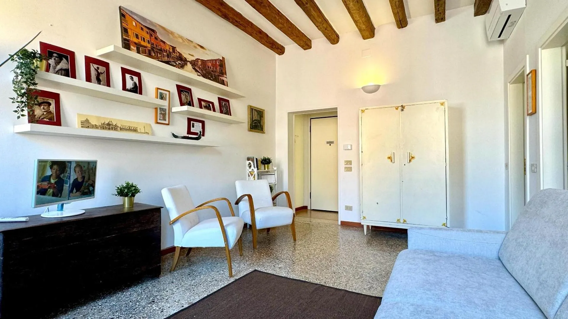 Residence Moretta - Historical Center Venice