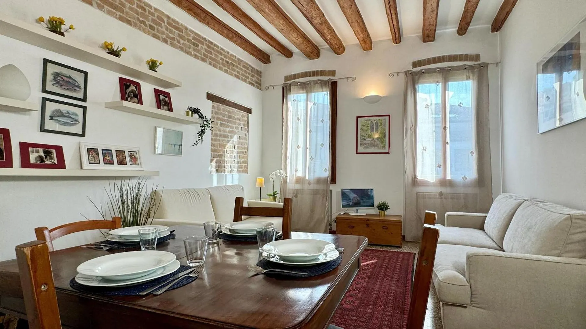 Residence Moretta - Historical Center Venice Italy