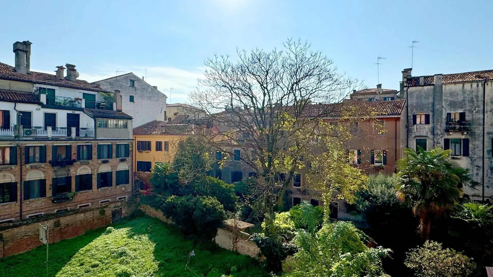 Apartment Residence Moretta - Historical Center Venice Italy